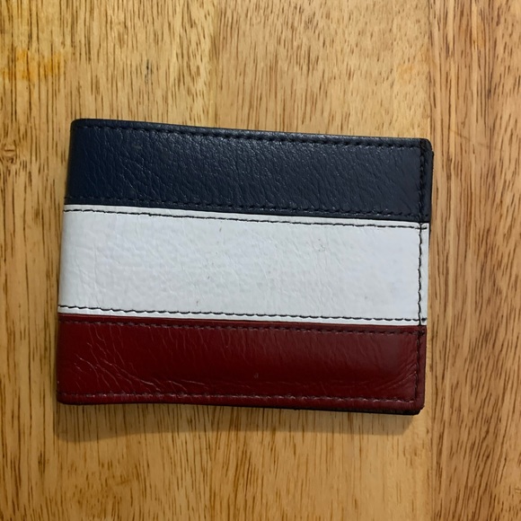 Kelly Cole USA wallet - Picture 1 of 3